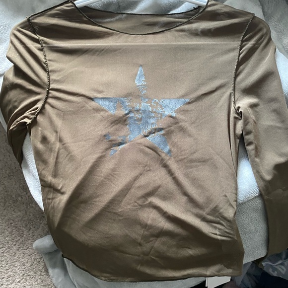 Vintage crop top. - Picture 2 of 4